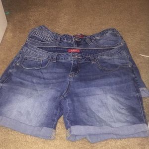 Guess Shorts - Guess shorts Guess Shorts - Guess shorts